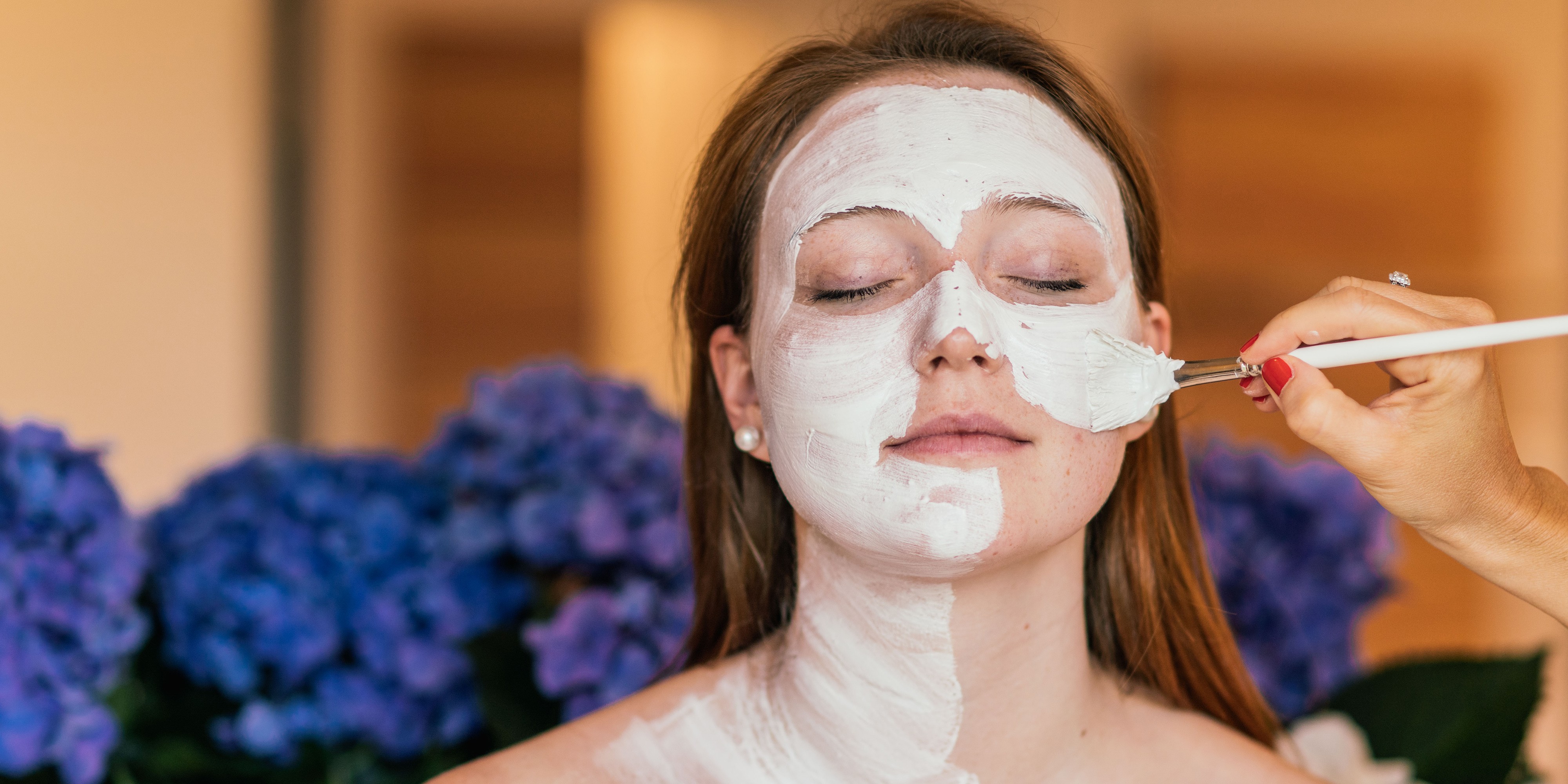 Hotel Reiters Finest Family - Mom enjoys a facial treatment